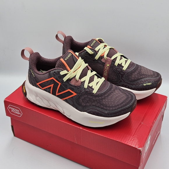 New Balance Shoes - New Balance Fresh Foam X Hierro V8 Gulf Red Womens 5 Wide Running WTHIERP8